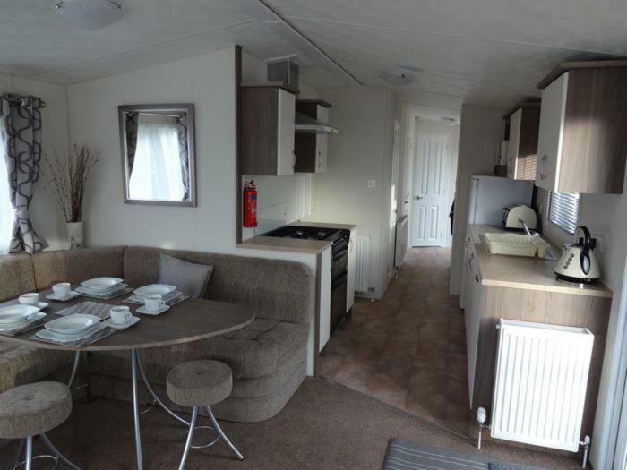 Caravans Tattershall Lakes Villa Exterior photo